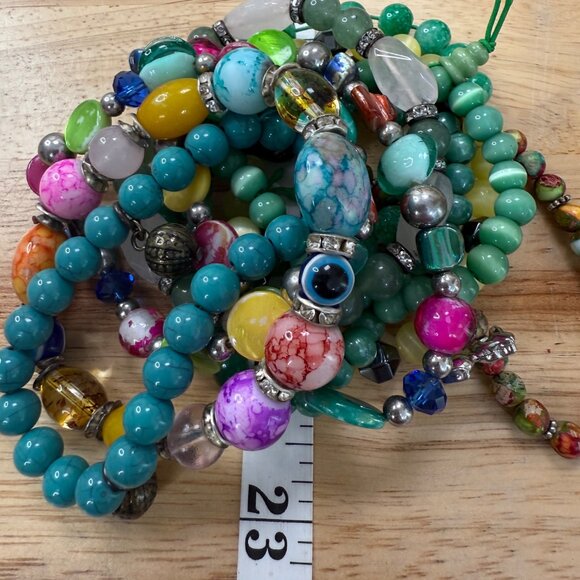 Stretch Bracelet Stack 10 Green Mixed Beads Glass Stone Shell Plastic Wearable - Picture 8 of 10